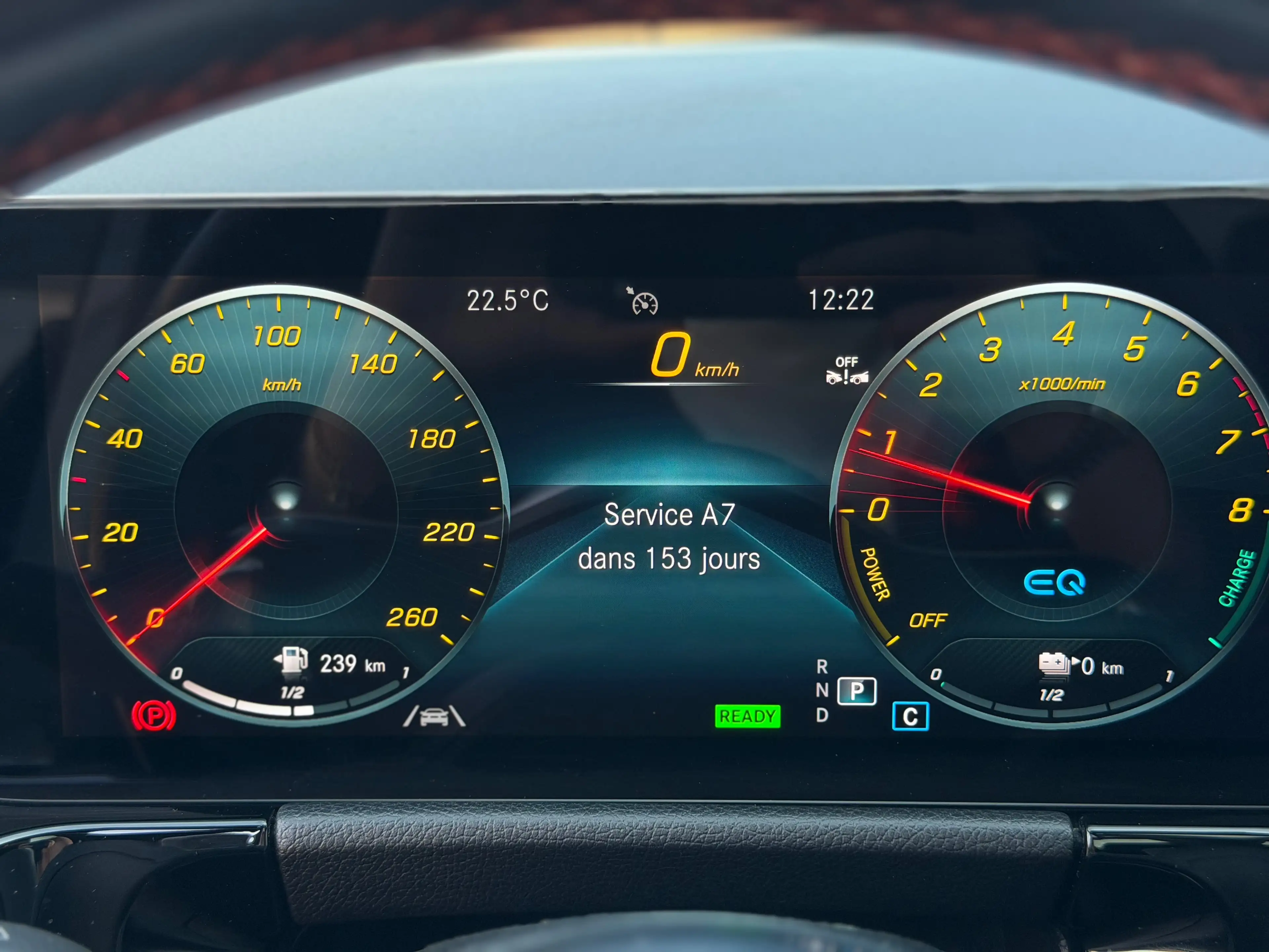 Mercedes-Benz GLA 250 e PHEV AMG *Toit Pano/ Caméra/ LED/ Carbon* Garantie — photo 14
