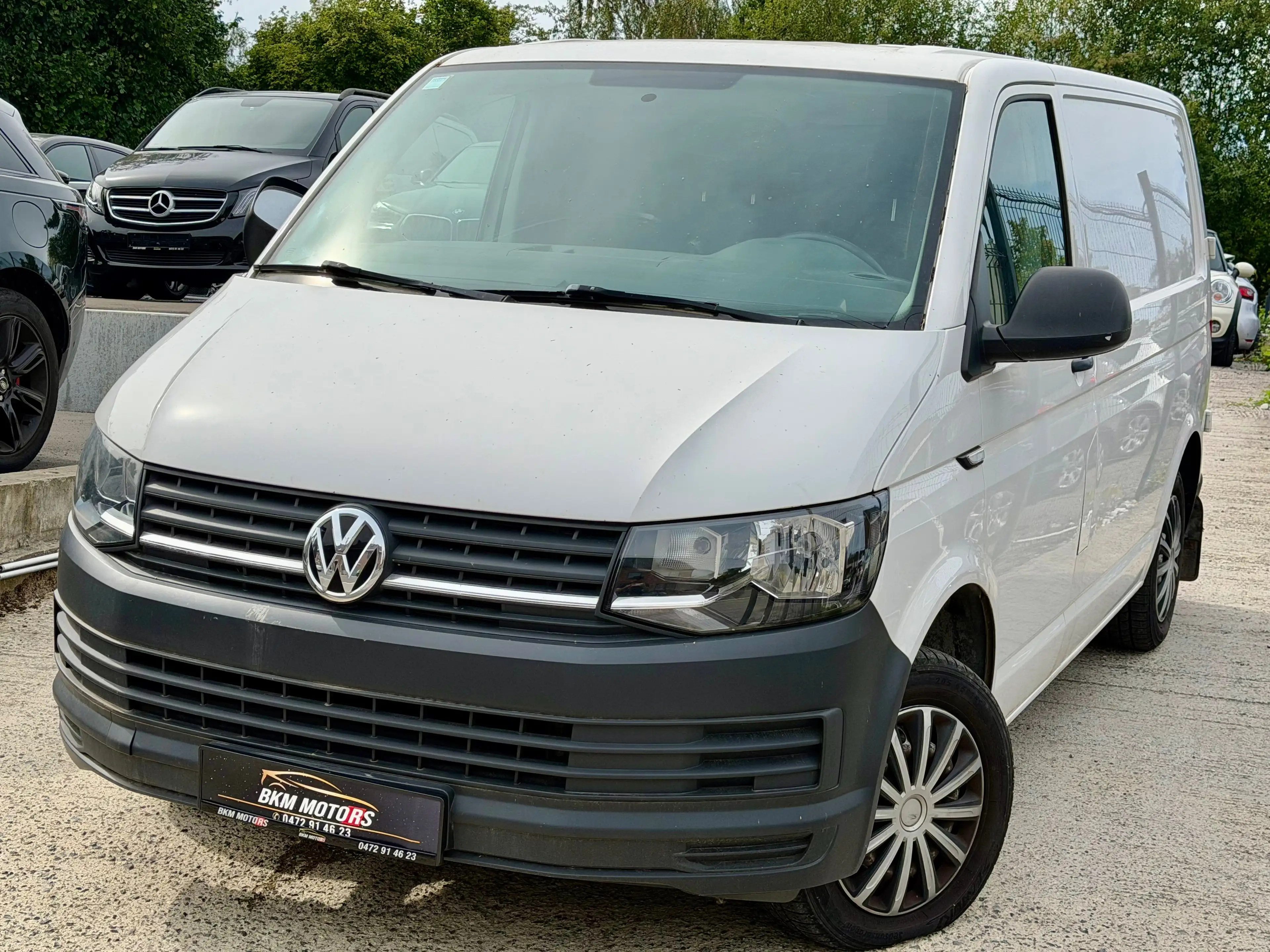 Volkswagen Transporter — photo 3