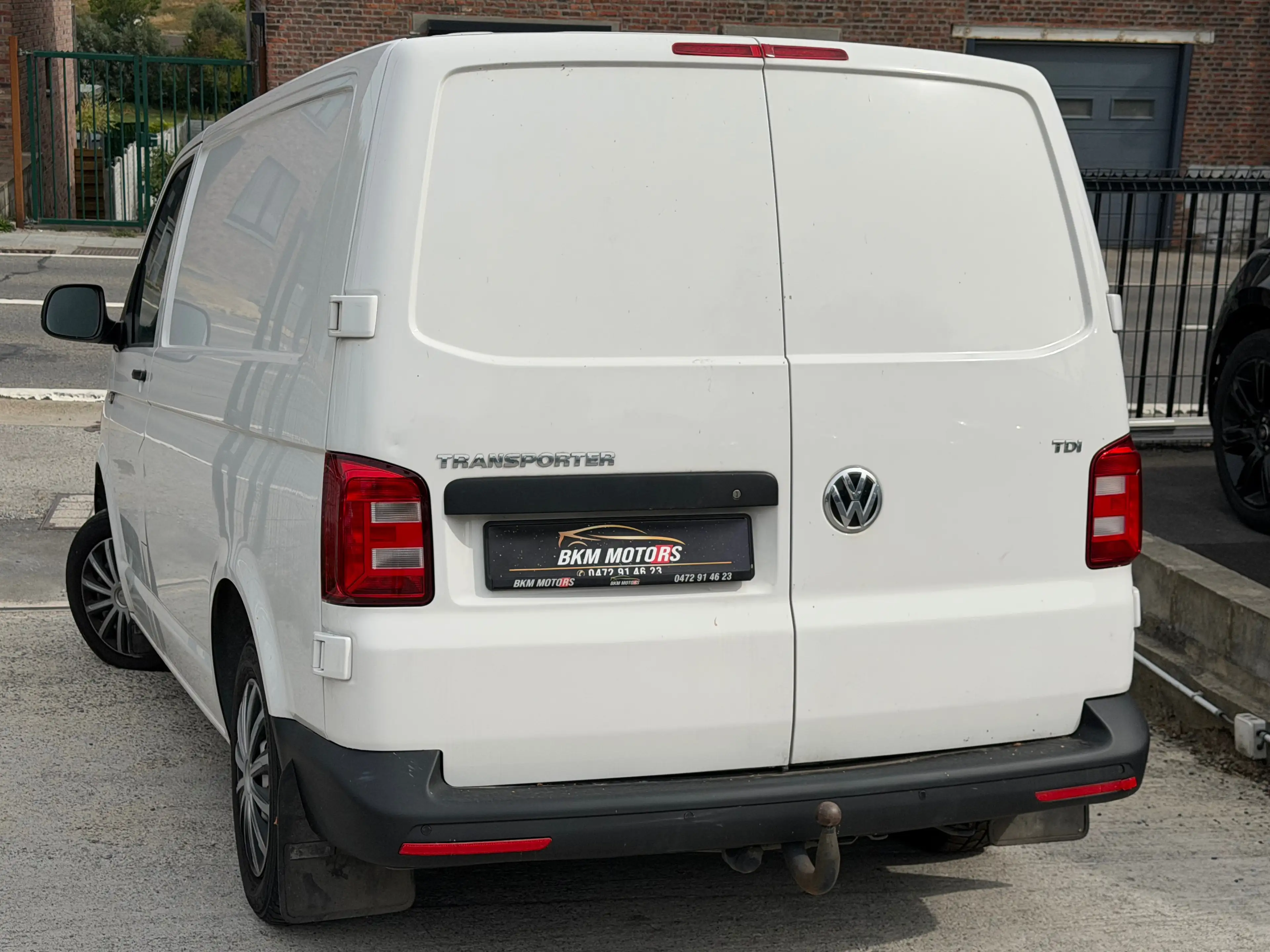 Volkswagen Transporter — photo 6