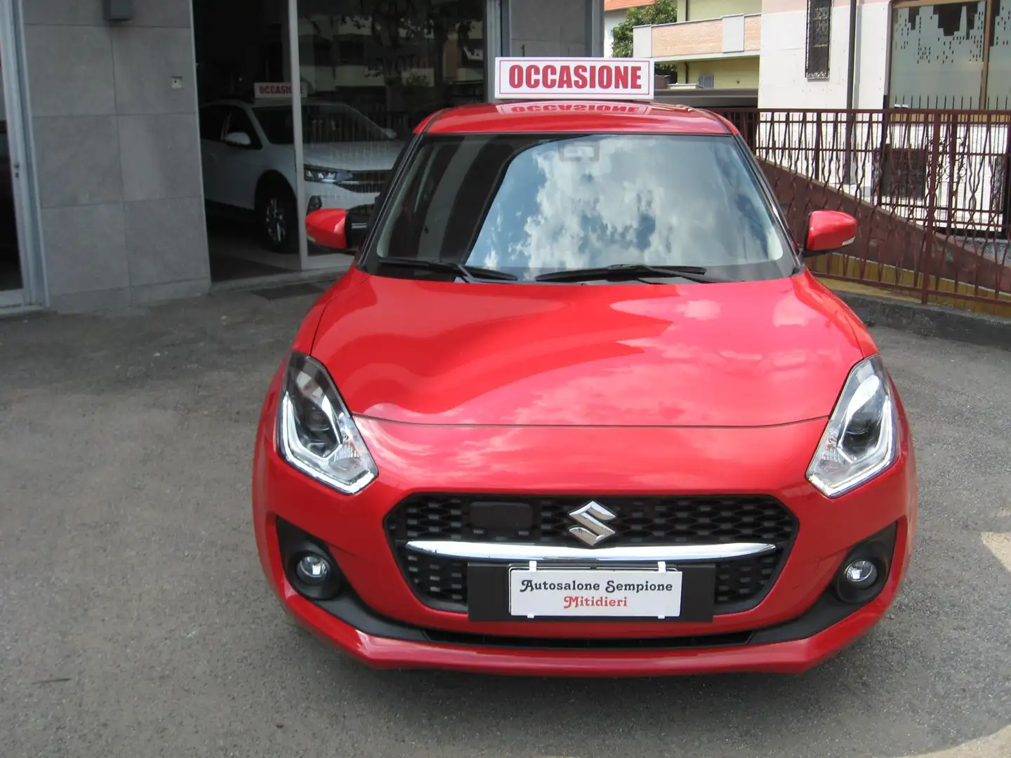 Suzuki Swift VI 2020 1.2h Top 2wd cvt SOLO KM 19.500 CERTIFIC Rosso - 2