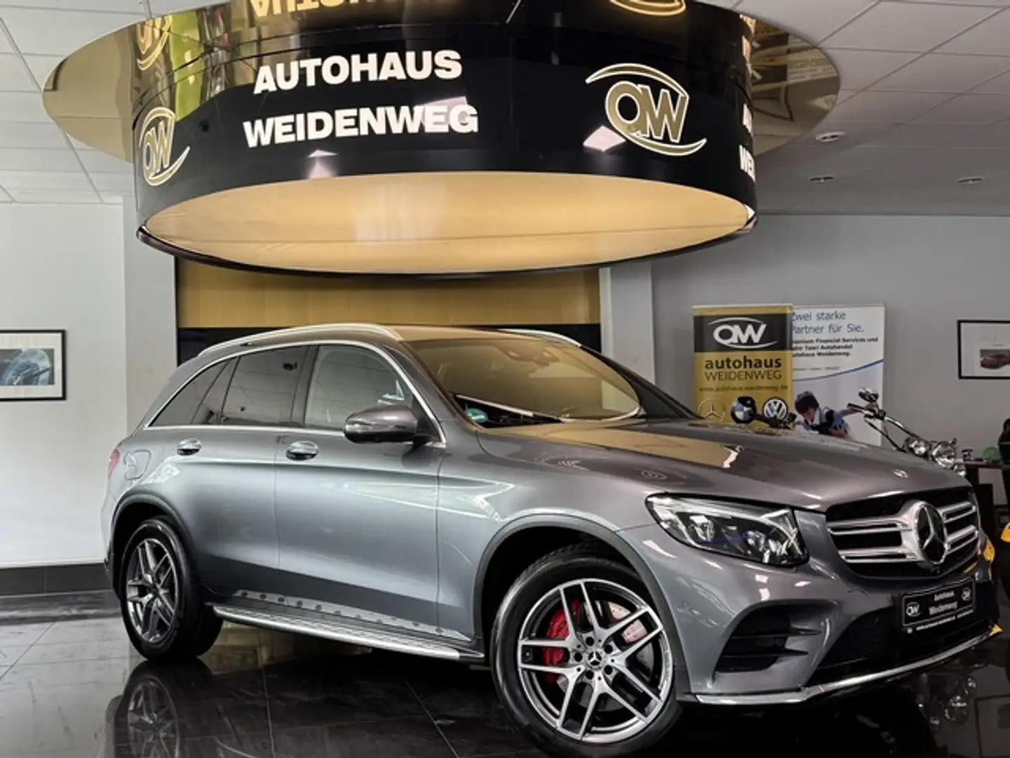 Mercedes-Benz GLC 350 d 4M AMG Designo Navi Pano Burme.LED CAM Gris - 2