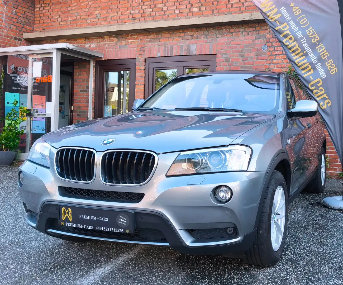 BMW X3 xDrive 20 d Automatik Insp.NEU+ bis zu 5J GARANTIE Grau - 1