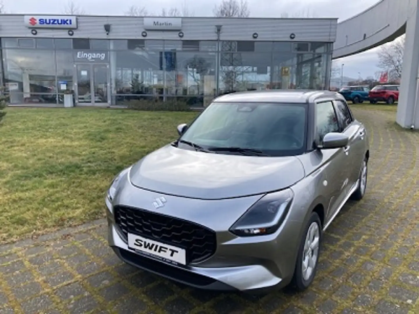 Suzuki Swift 1.2 Comfort CVT Hybrid Silber - 1