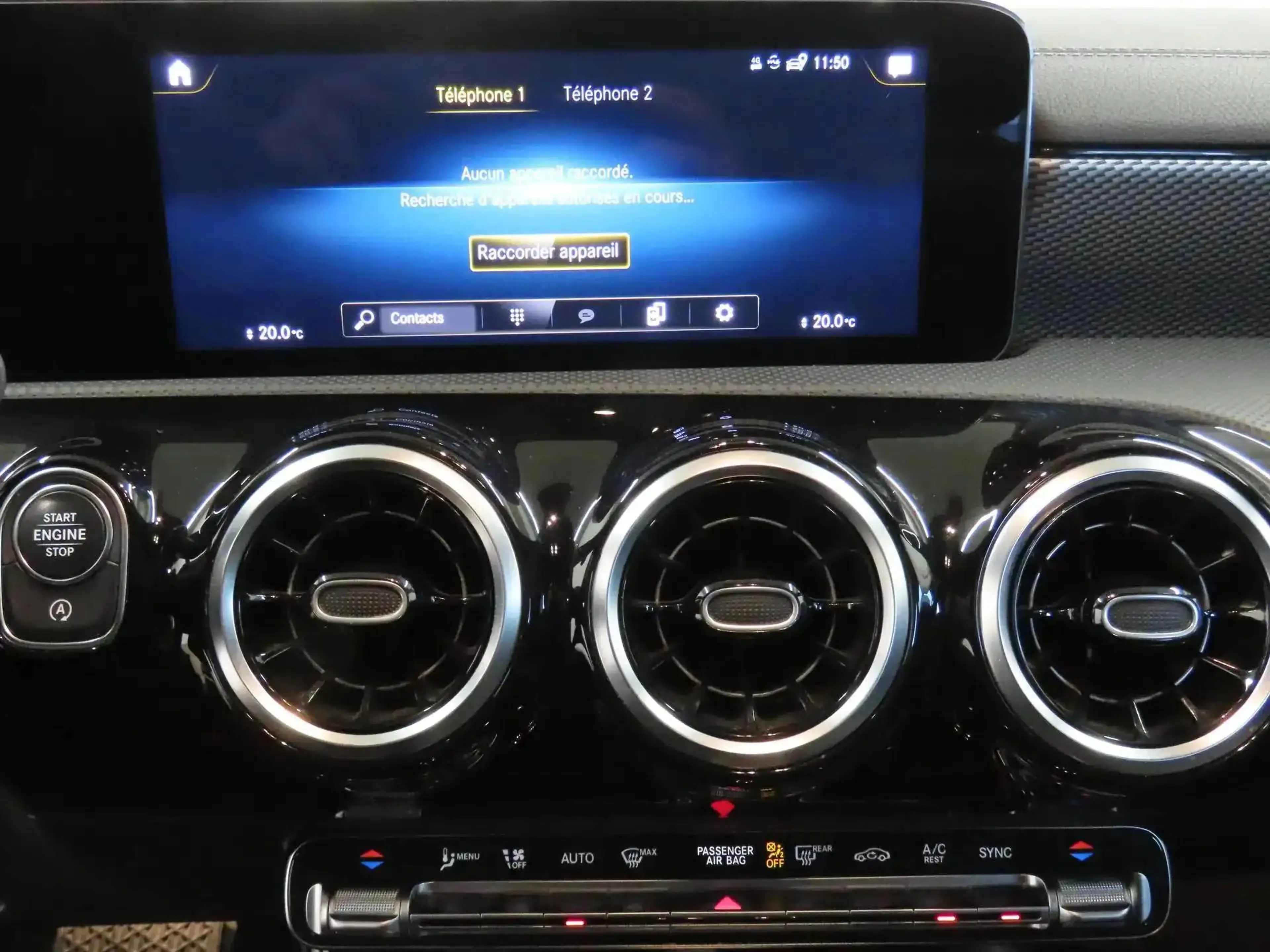 Mercedes-Benz CLA 200 d ShootingBrake 8G **LED-CAMERA-CUIR/TISSU-NAVI** — photo 12