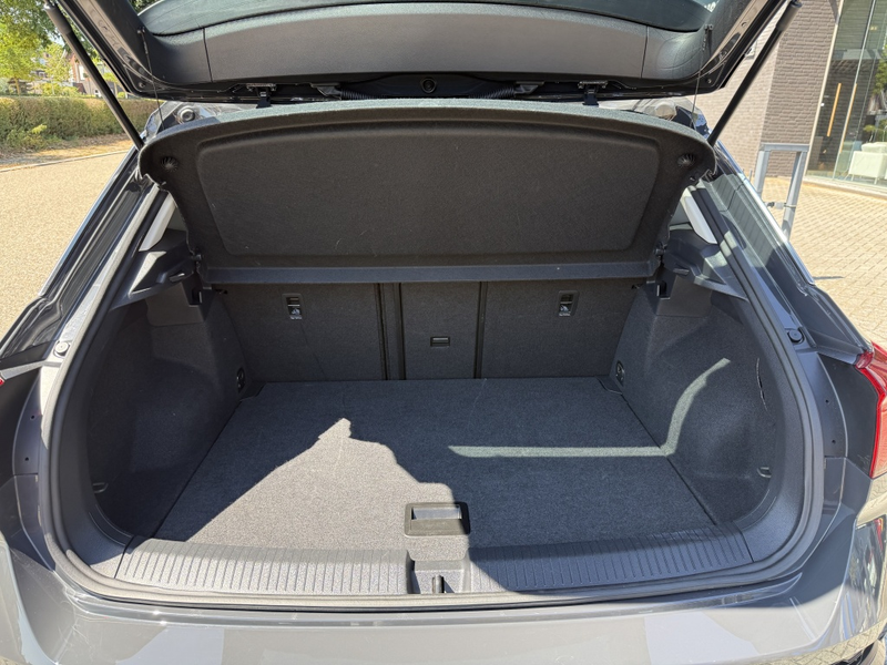 Volkswagen T-Roc 1.0 TSI | Navi | Trekhaak | Stoelverw. | Clima | A — photo 12