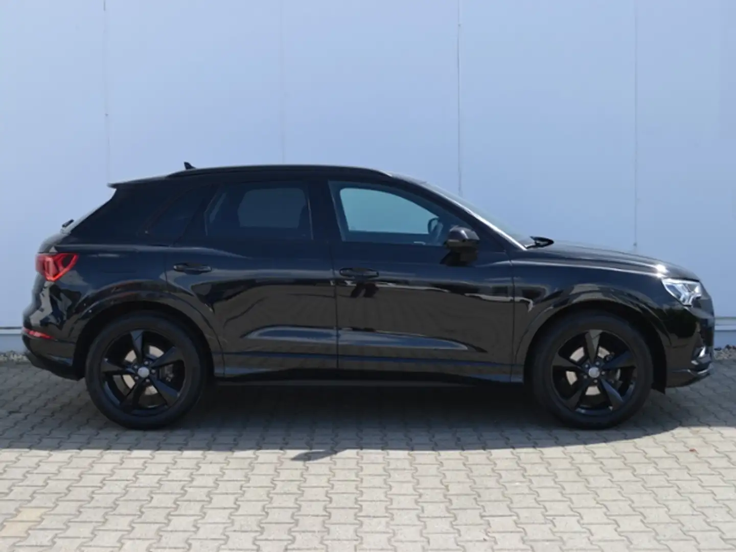 Audi Q3 35 TFSI S-tronic advanced AHK/OPTIK-SW/19-ZOLL/LE Schwarz - 2