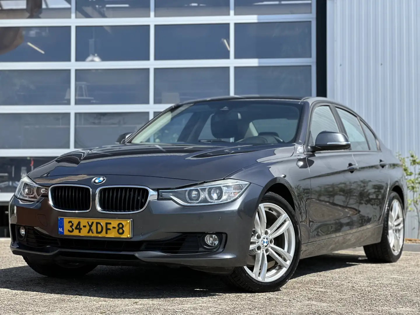 BMW 320 3-serie 320i Executive 184pk | Automaat | Bluetoot Gris - 1