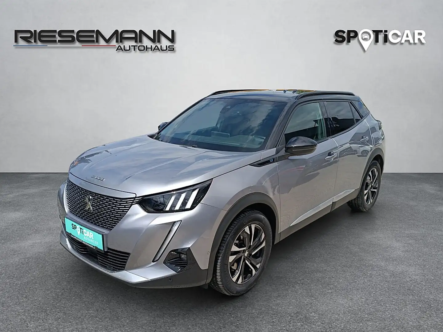 Peugeot e-2008 50kWh GT Grau - 1