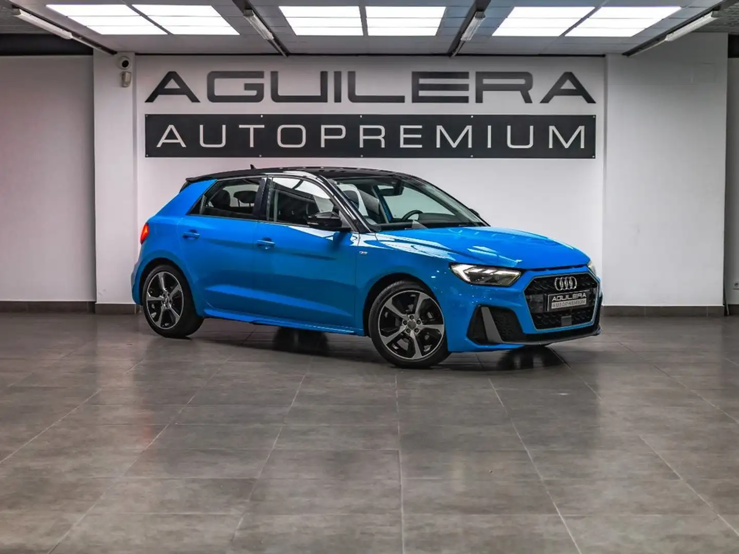 Audi A1 citycarver 30 TFSI 85kW 116CV S tronic Azul - 1