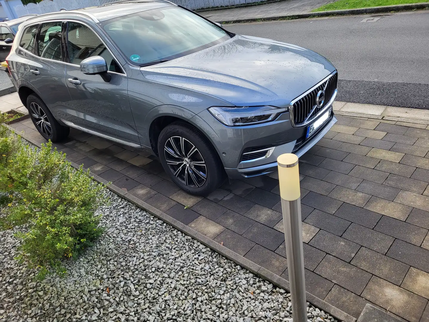 Volvo XC60 XC60 T8 Twin Engine AWD Geartronic Inscription Grau - 2