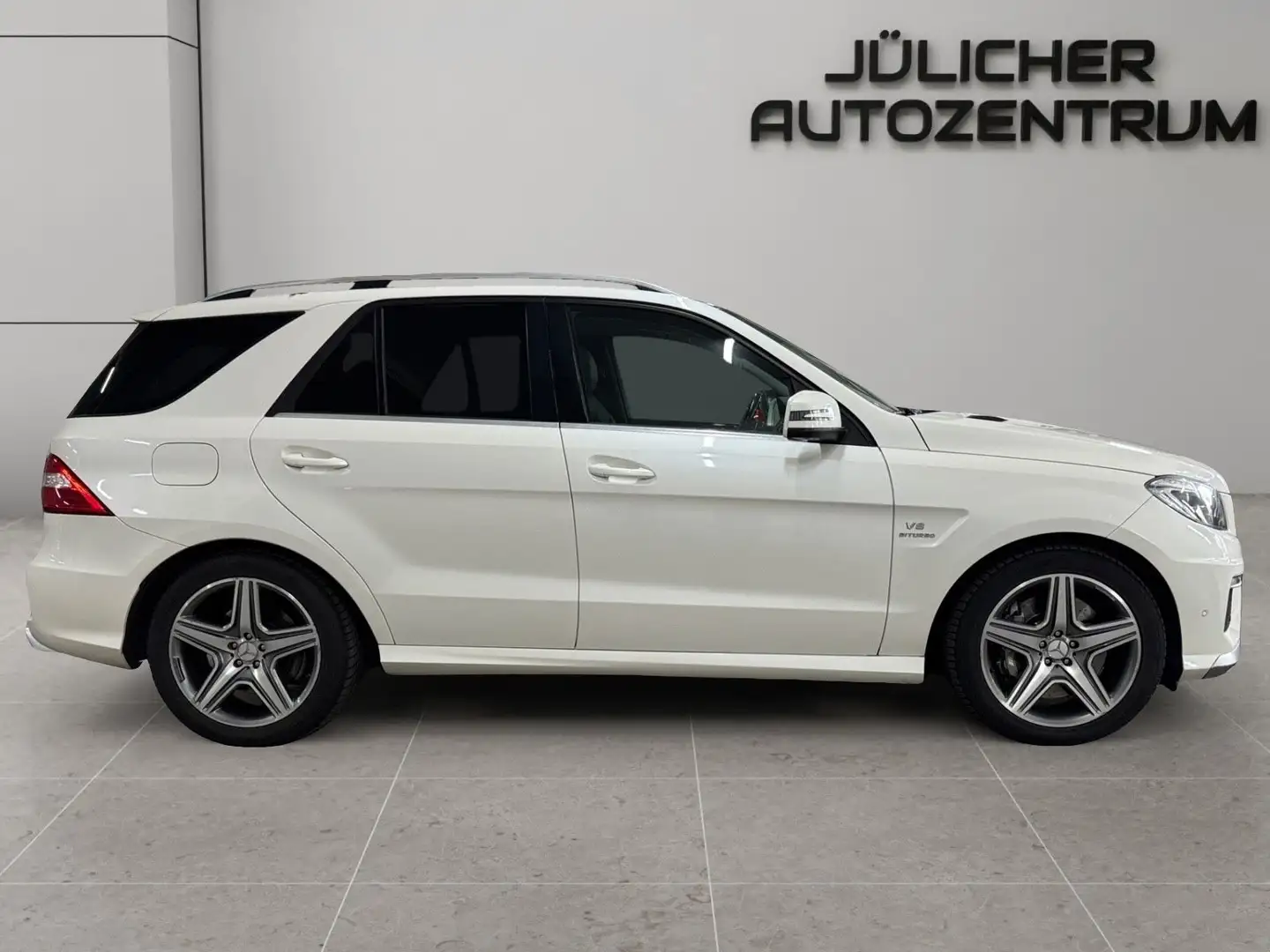 Mercedes-Benz ML 63 AMG Deutsches Fahrzeug, Inspektion Neu Wit - 2