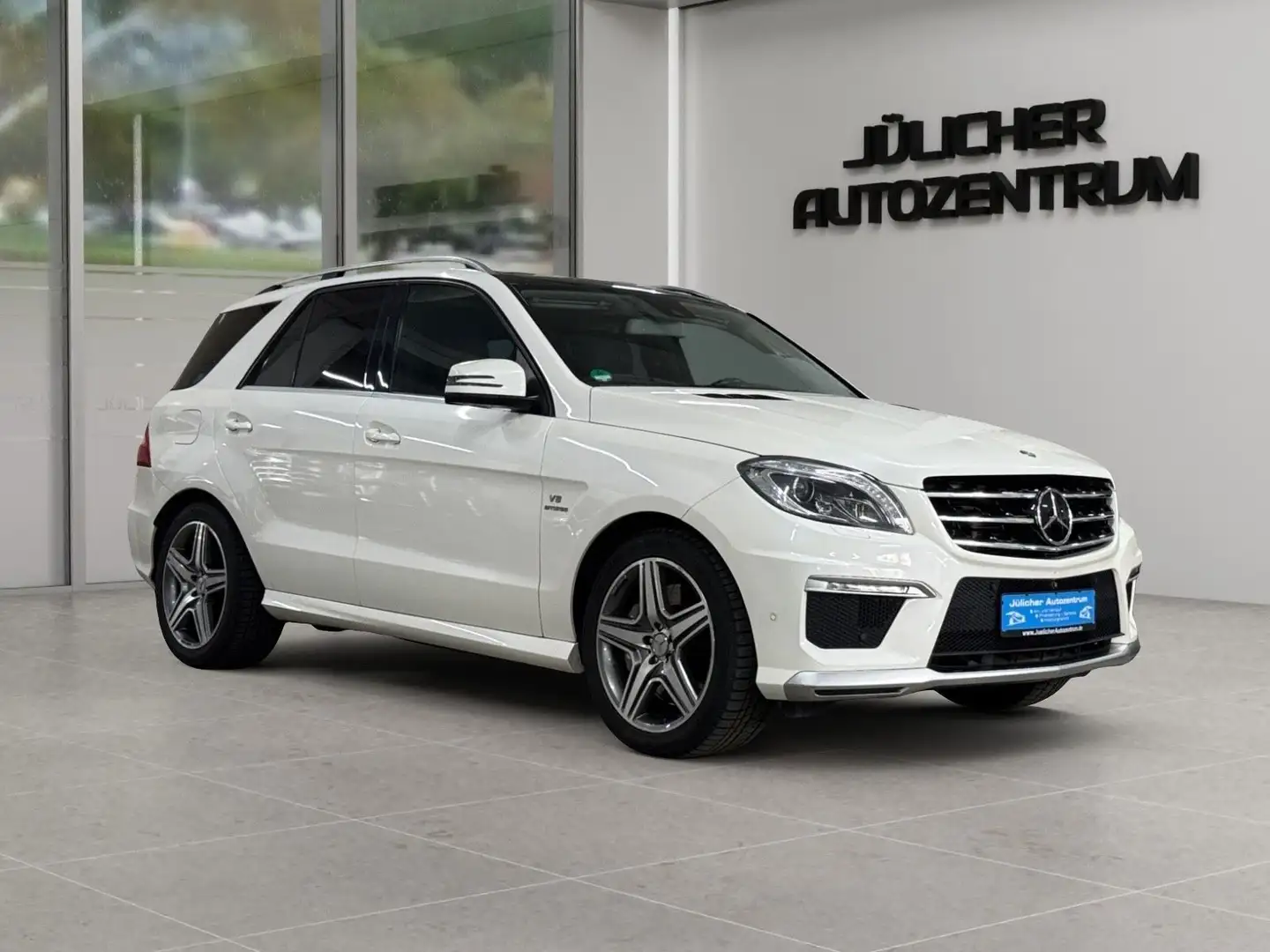 Mercedes-Benz ML 63 AMG Deutsches Fahrzeug, Inspektion Neu Wit - 1