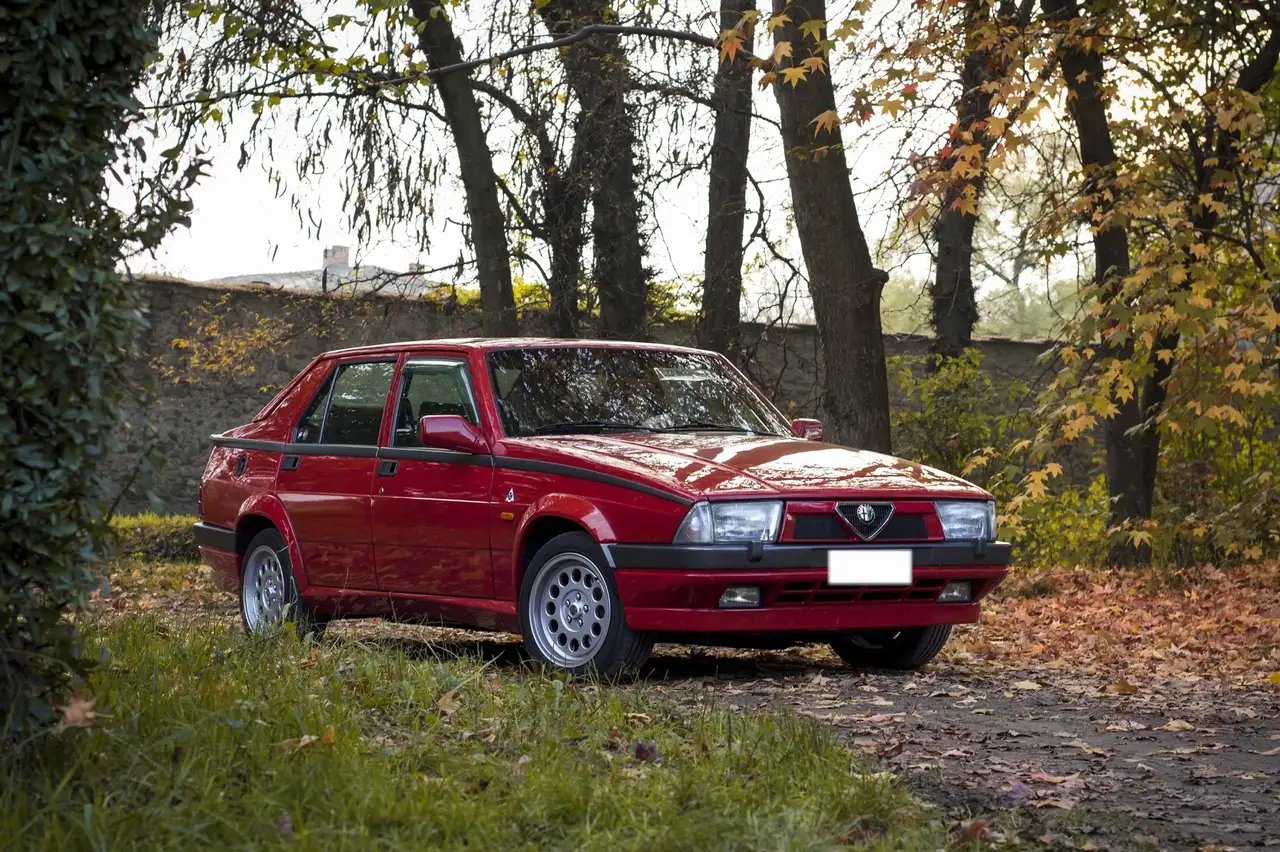 Alfa Romeo 75 2.0 Twin Spark 2a serie GASI Garage, foto 3