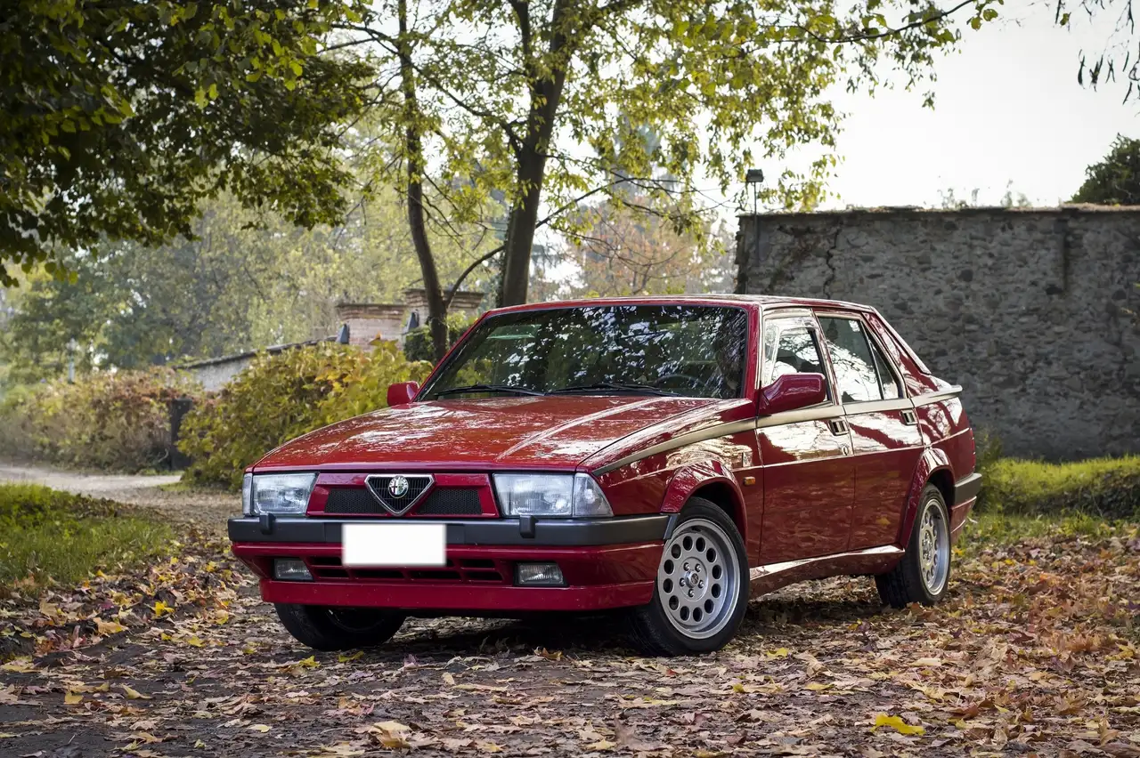 Alfa Romeo 75 2.0 Twin Spark 2a serie GASI Garage, foto 1