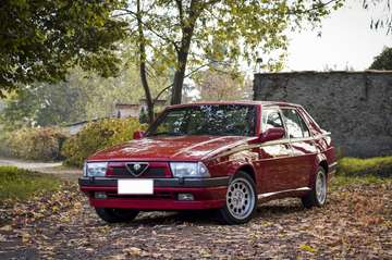 Alfa Romeo 75 2.0 Twin Spark 2a serie GASI Garage
