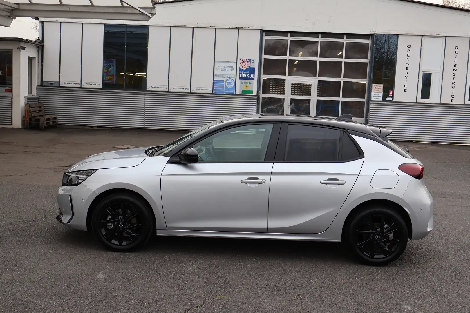 Opel Corsa 1.2 Turbo GS+Navi+IntelliLux+ Silber - 2