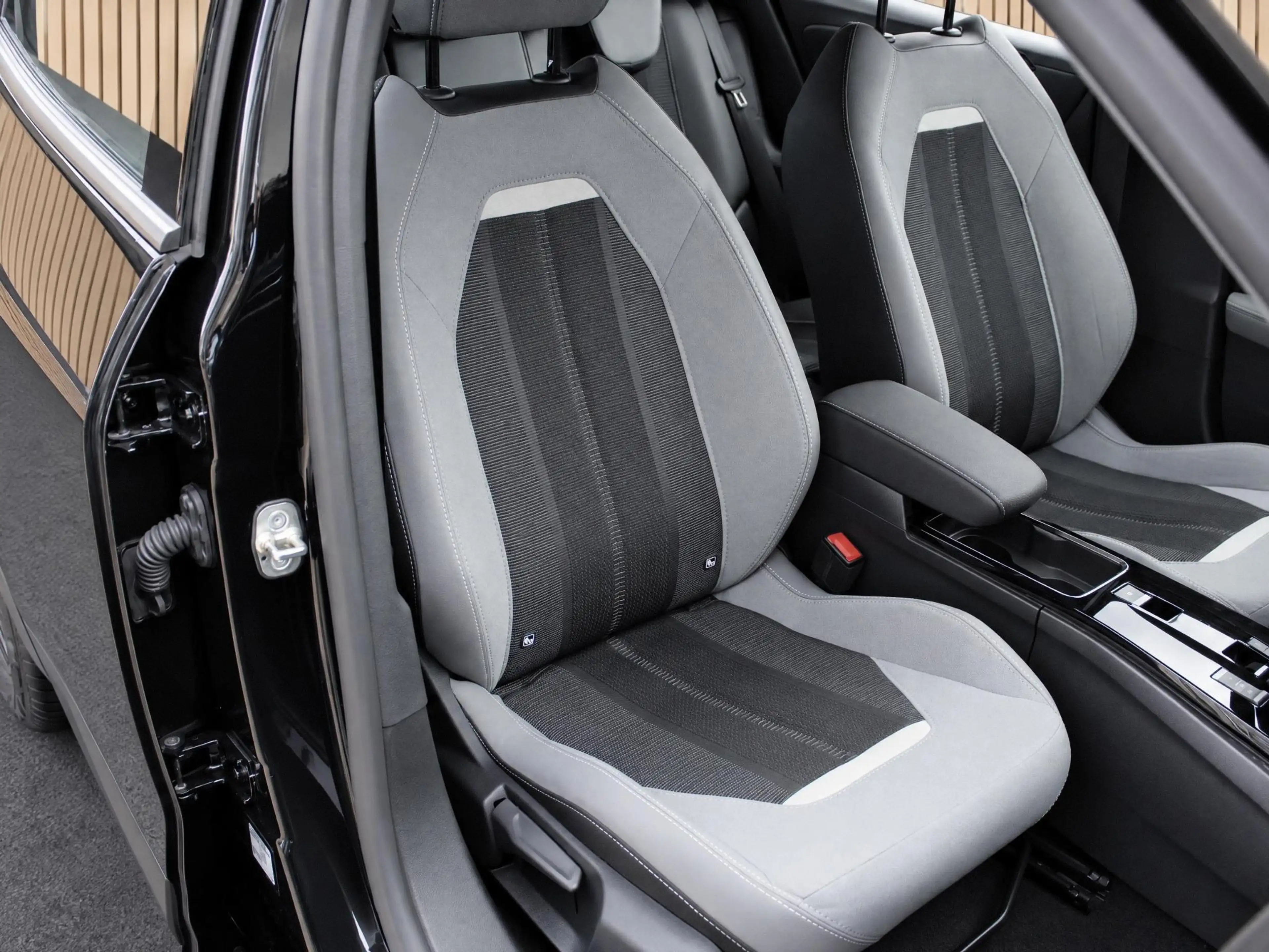 Opel Mokka-E Business Elegance 50-kWh | Camera/Navi/Adaptive Cr — photo 11