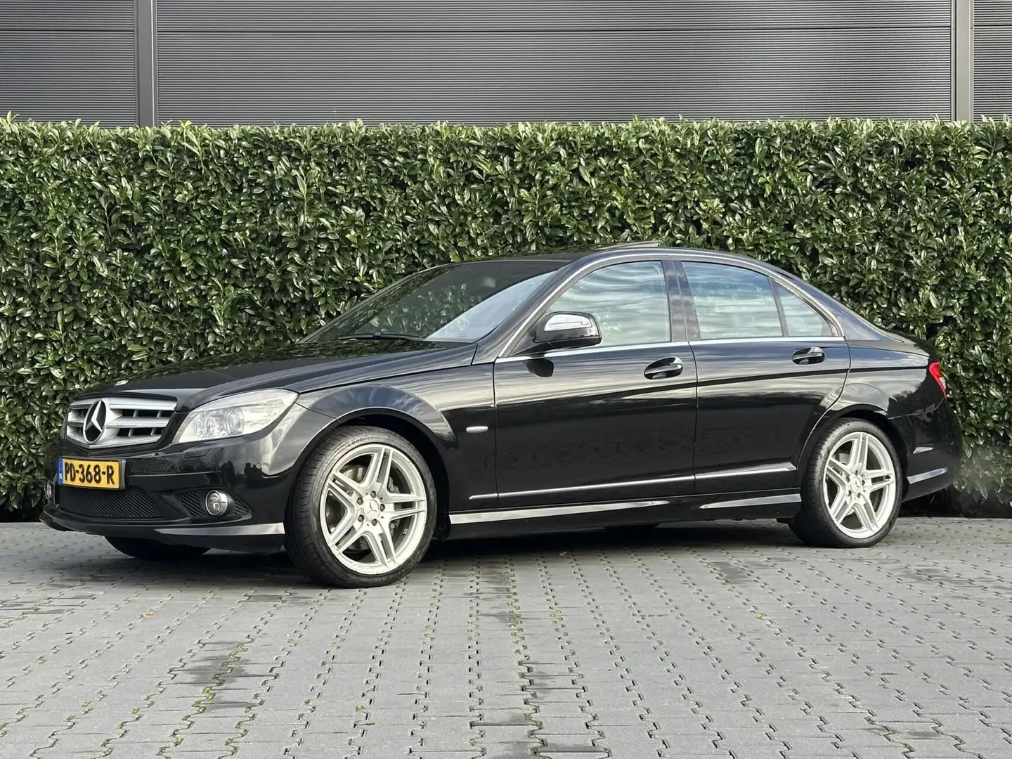 Mercedes-Benz C 280 Avantgarde, AMG-PAKKET, PANO, LEDER, NAVI, CRUISE, Noir - 1