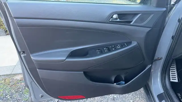 Hyundai Tucson view 7
