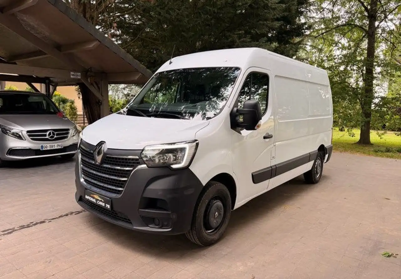 Renault Master L2H2 3.5T 2,3 dCi 135 CH Grand Confort Fourgon – TRÈS BIEN ÉQUIPÉ 14.991 HT TVA RÉCUPÉRABLE 17.990 TTC SORT DE RE — photo 1 of 15