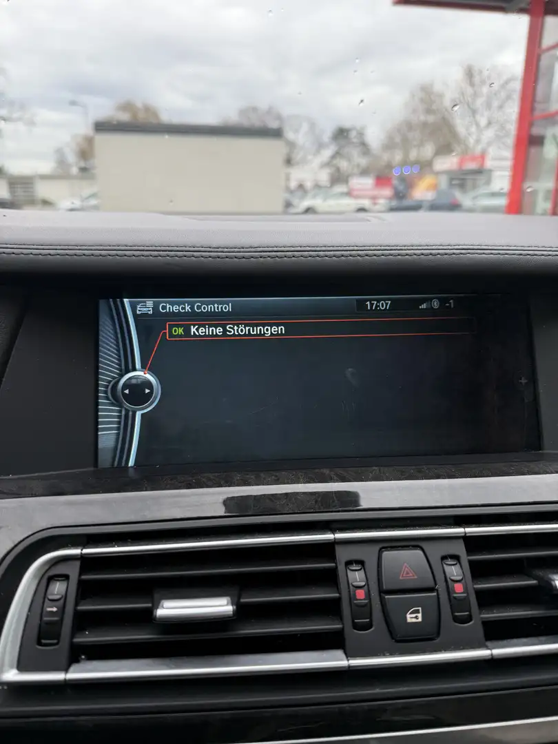 BMW 750 750i xDrive TÜV 11.26 Zwart - 2