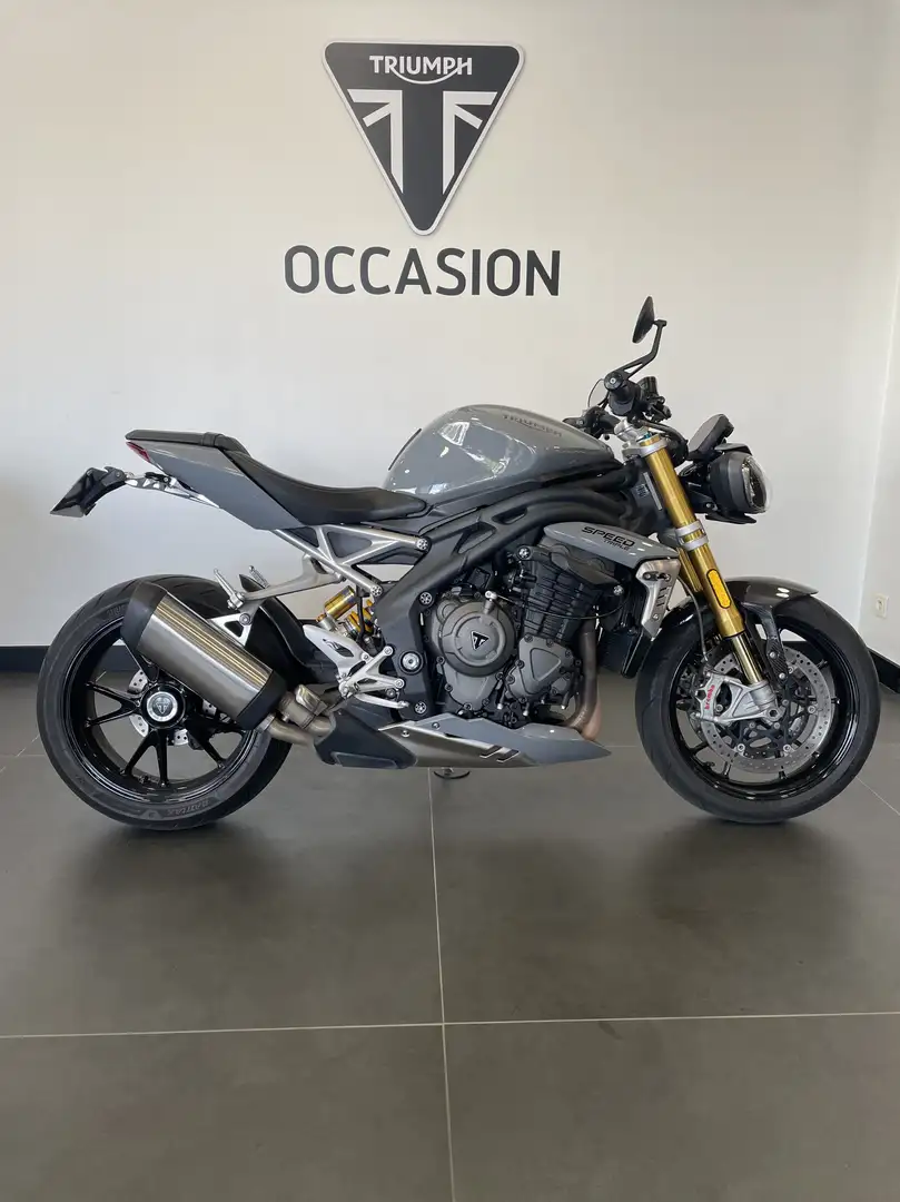 Triumph Speed Triple 1200 RS Сірий - 1