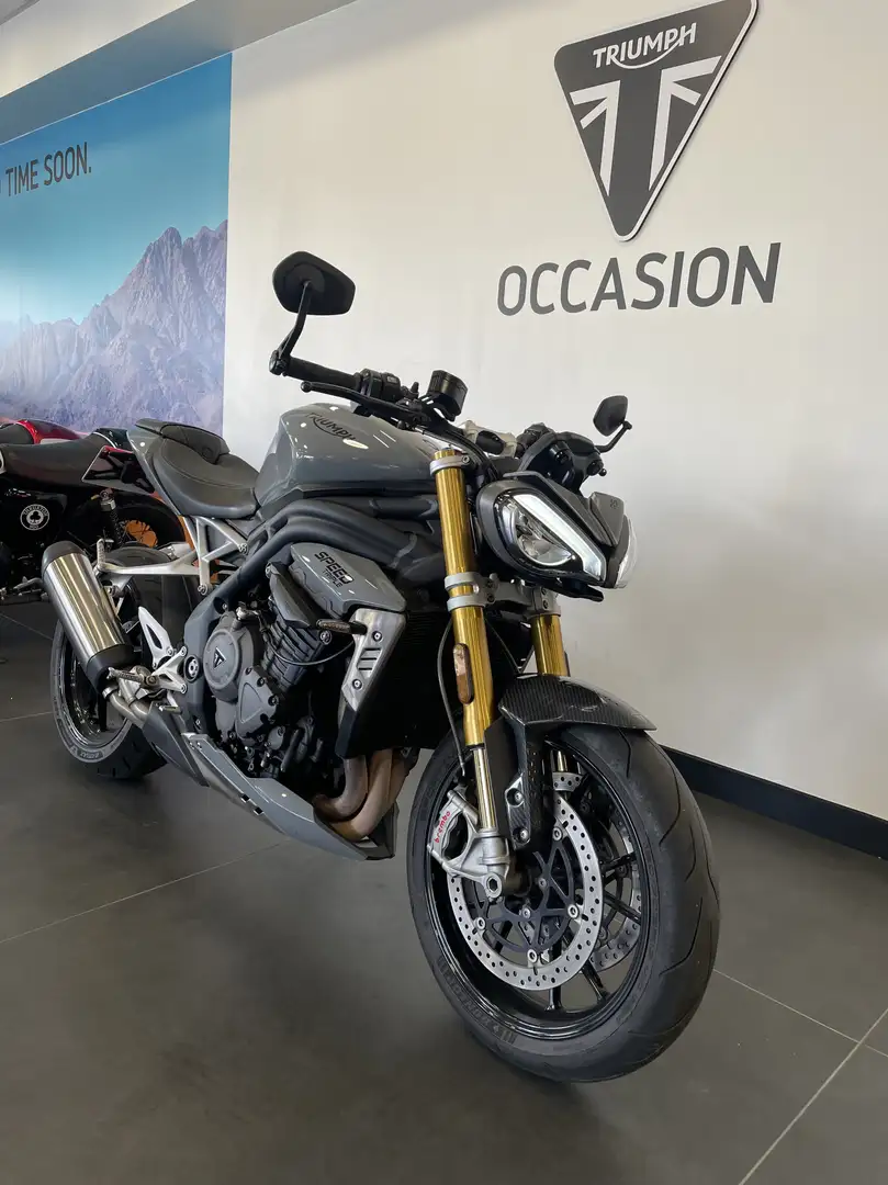 Triumph Speed Triple 1200 RS Сірий - 2