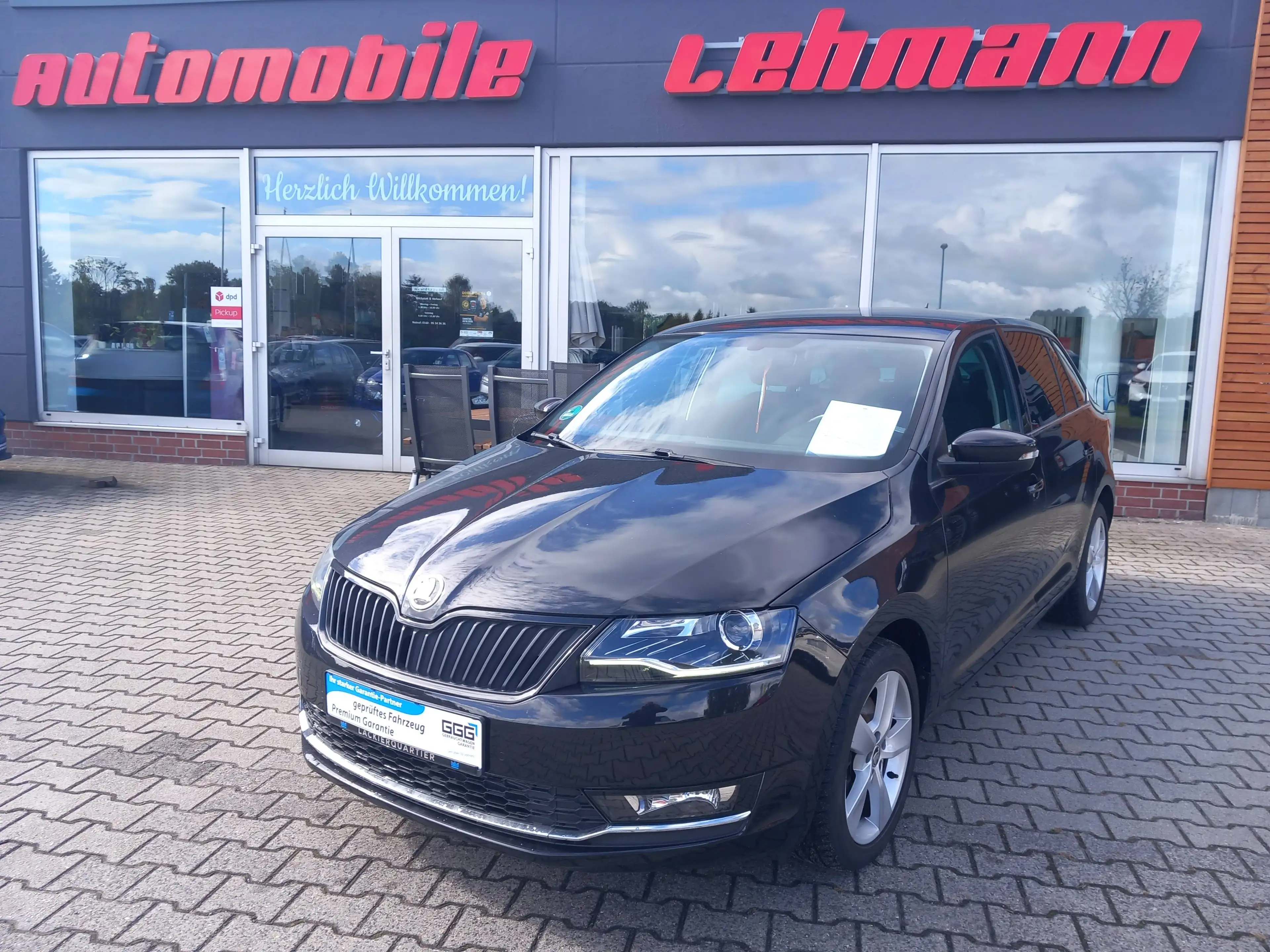 Skoda Rapid/Spaceback 1,0 FSI Style *Xenon*Navi*LED*Tempo*SHZ*AHK
