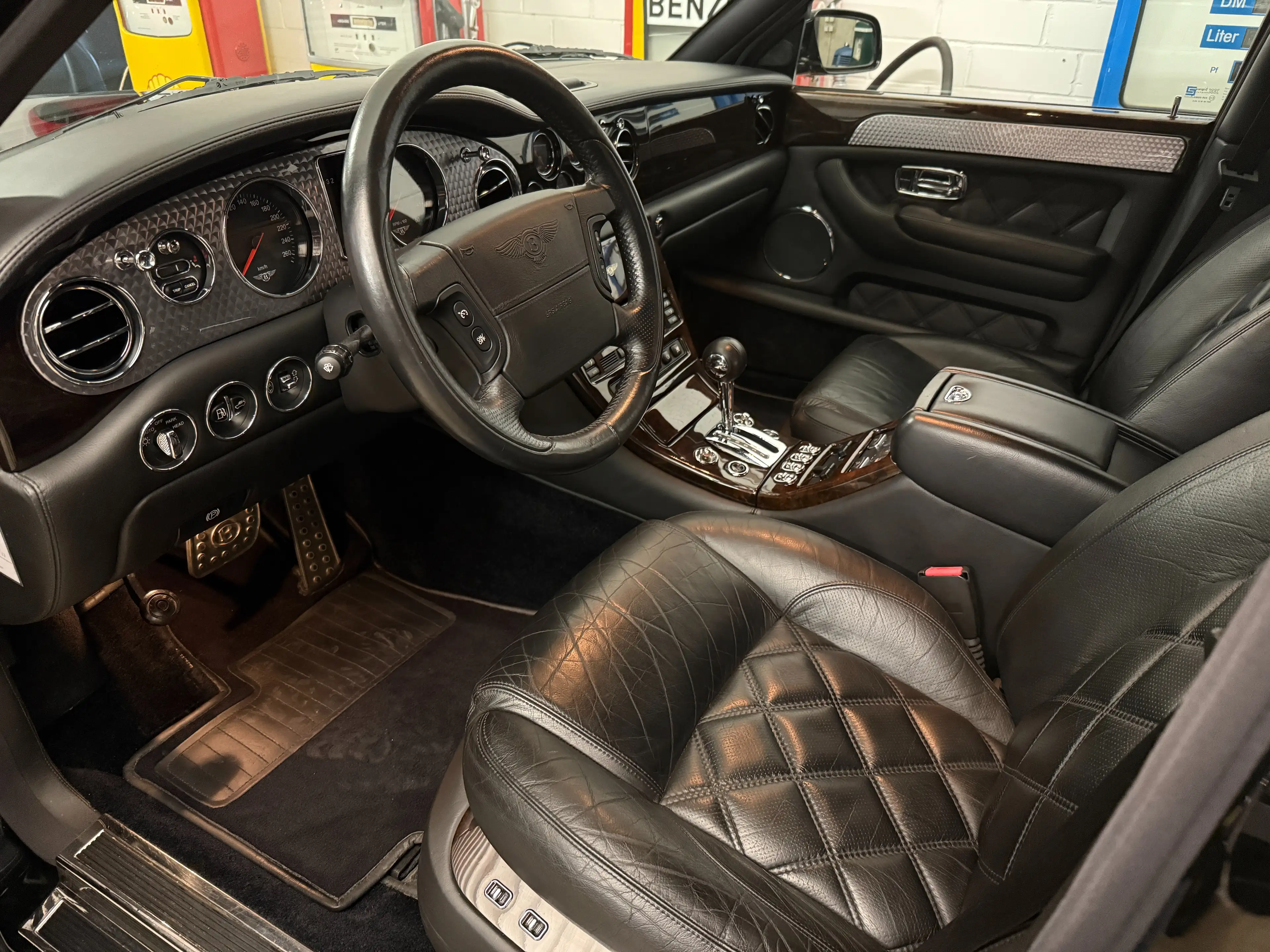 Bentley Arnage Arnage T — photo 9
