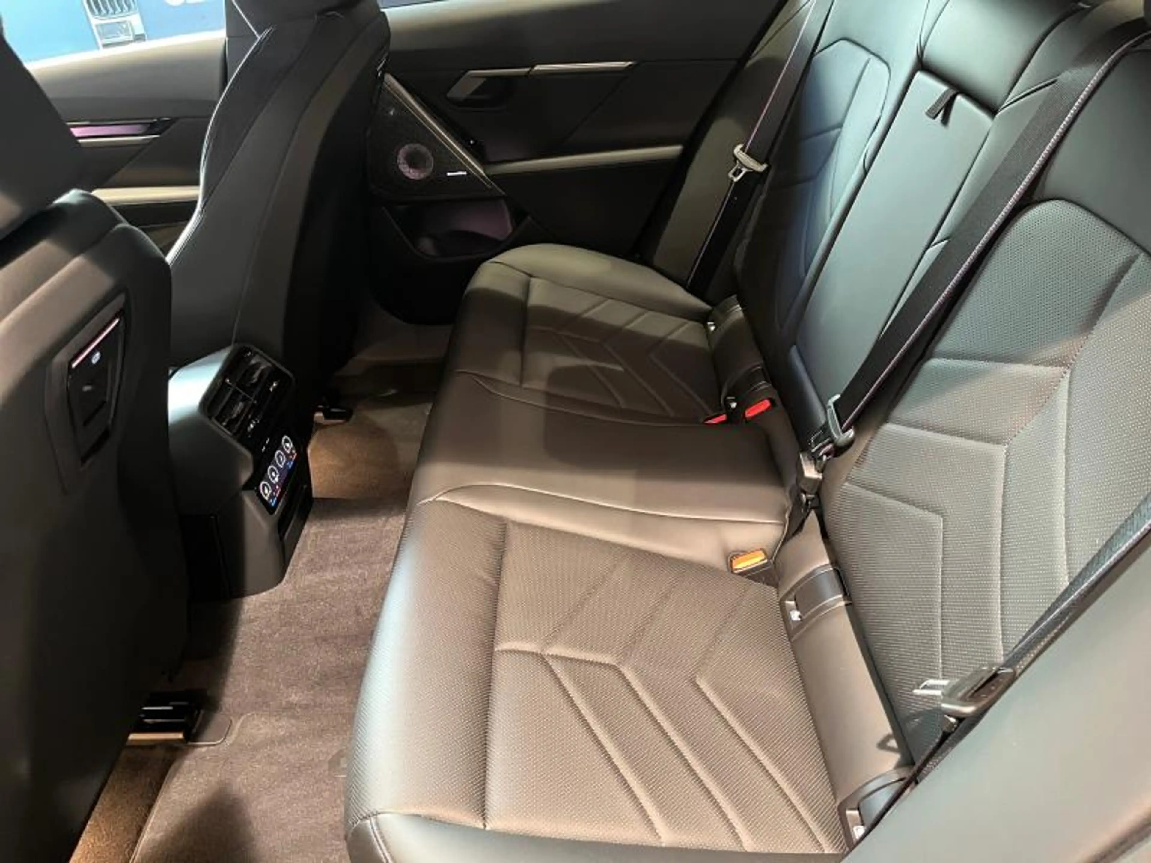 BMW 550 550e xDrive Berline — photo 13