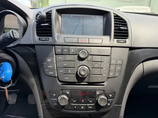 Opel Insignia view 10