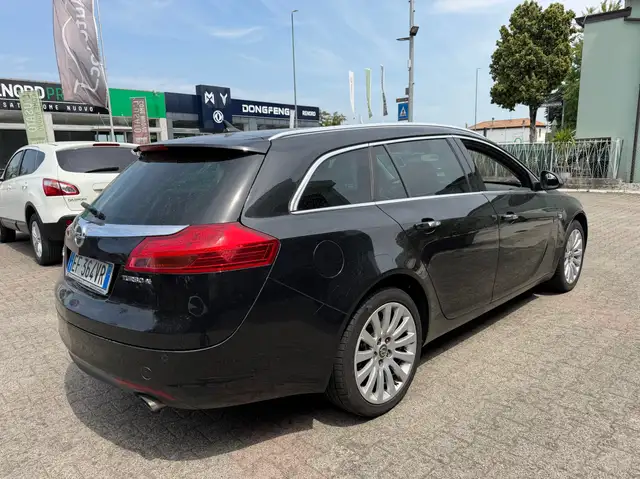 Opel Insignia view 5