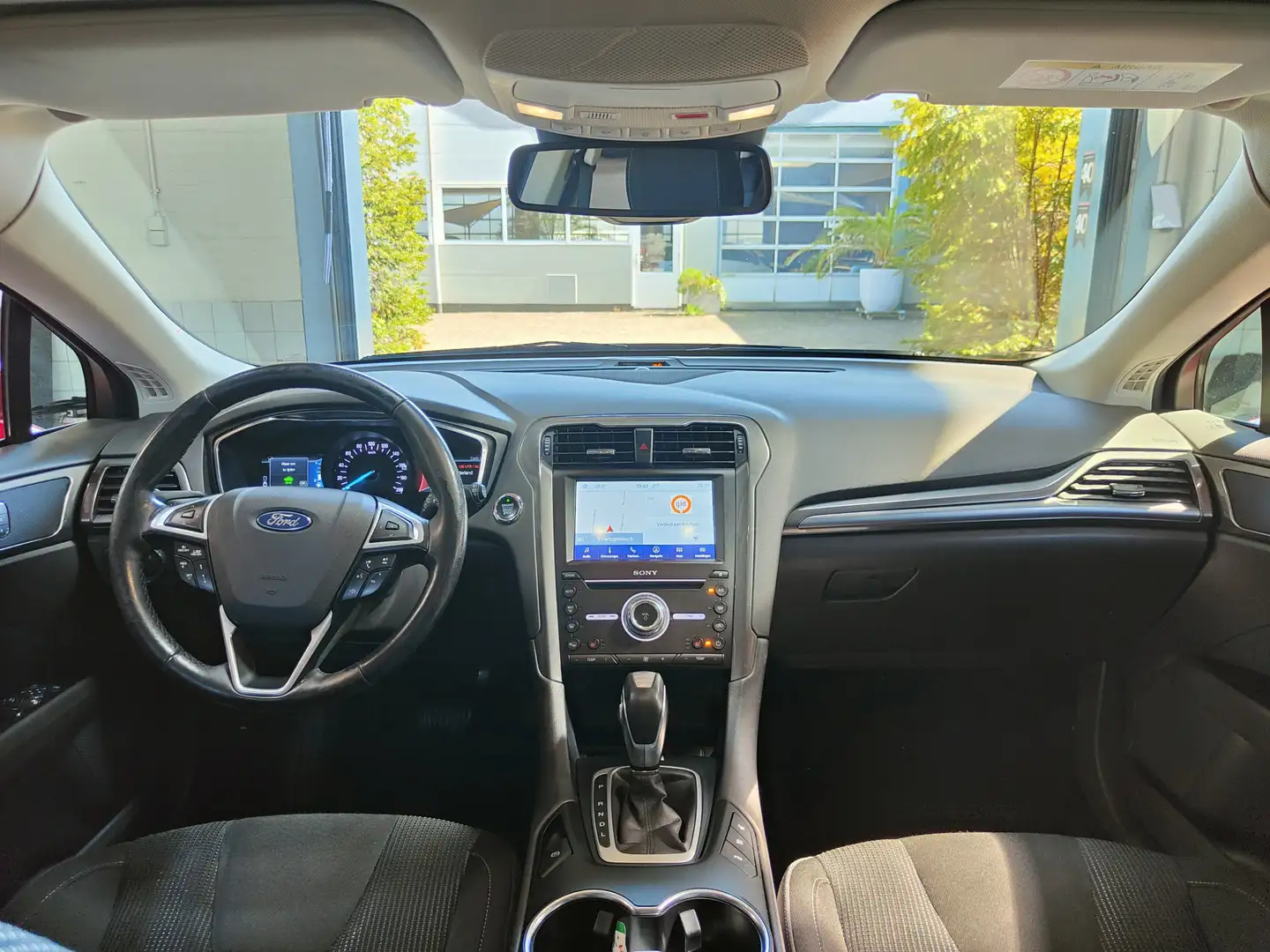 Ford Mondeo Wagon 2.0 IVCT 187pk Hybrid/Automaat/Titanium/Adap Rood - 2