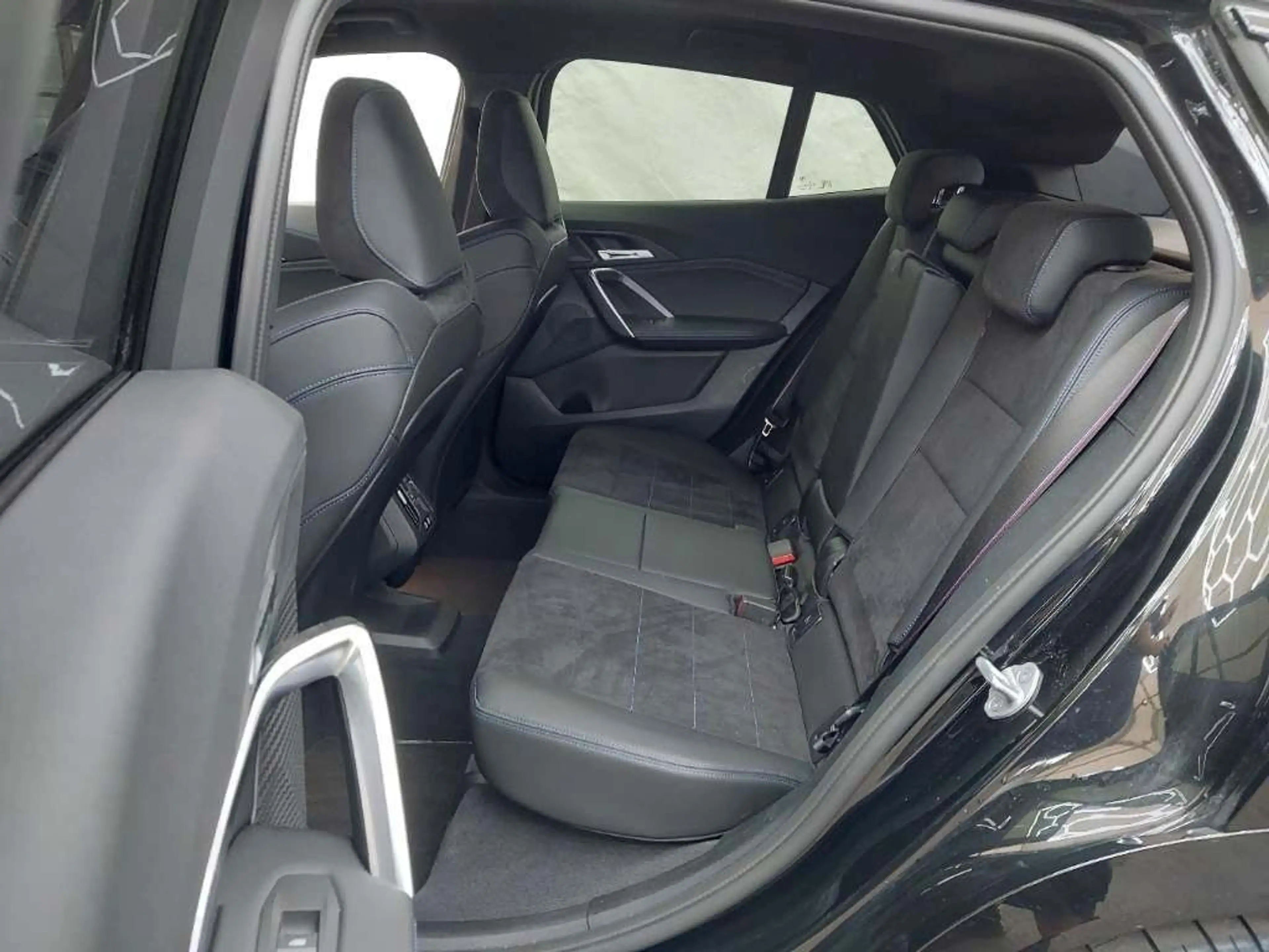 BMW X2 20xd M Sport Pro AHK ACC 360° KZU QI HUD DA+ — photo 11