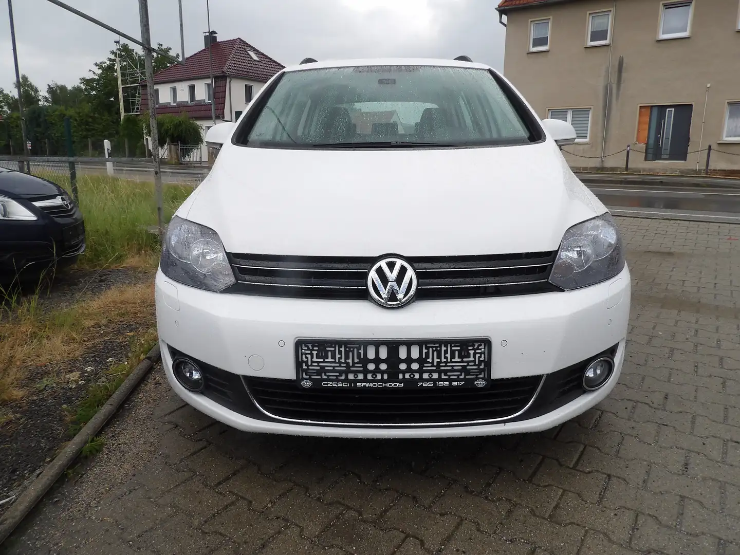 Volkswagen Golf Plus Highline, Klimaautomatik, Navi, Automatik Weiß - 2