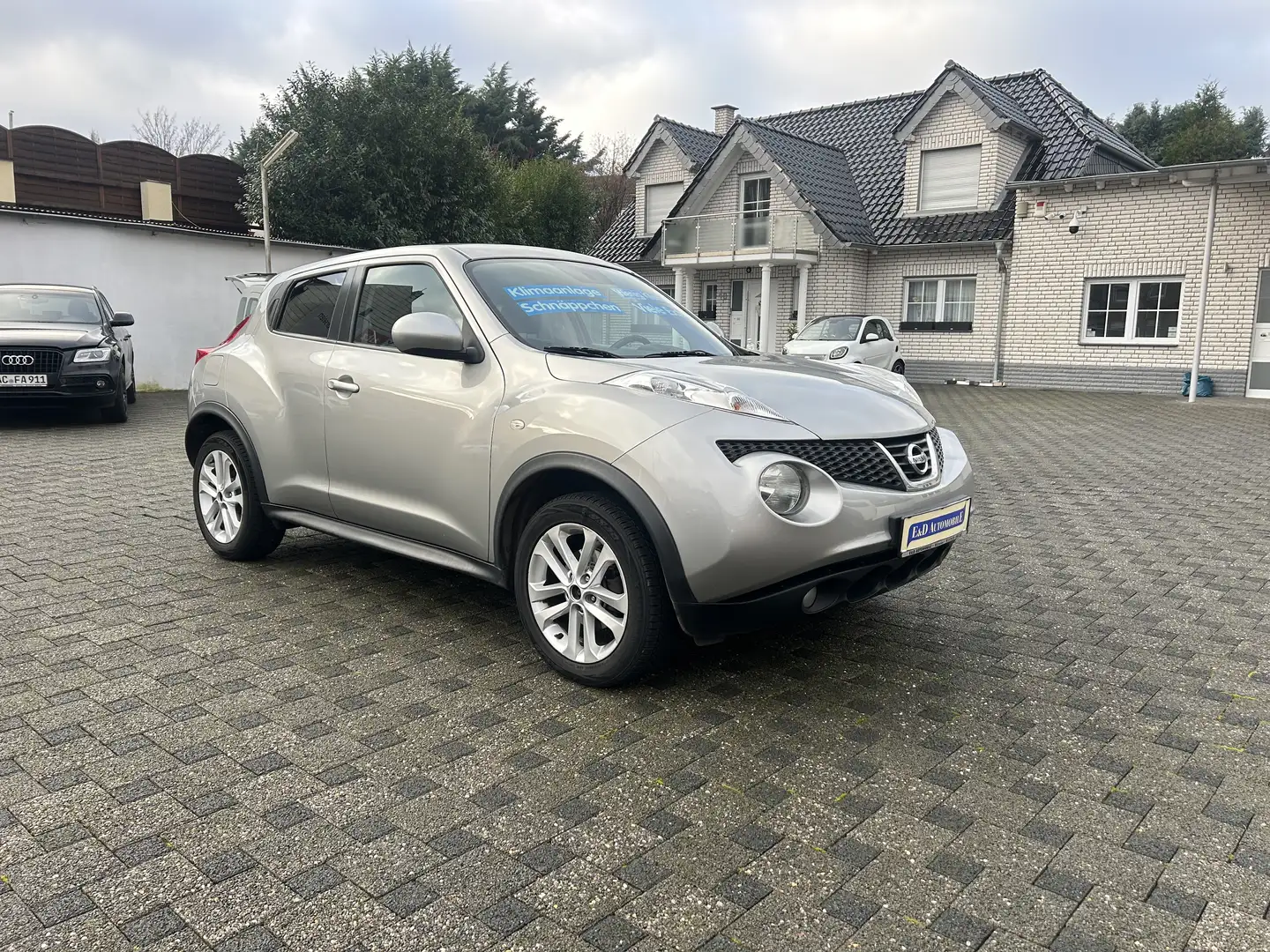 Nissan Juke Juke 1.6 Acenta*KLIMA*ORG.125.000KM*TEMPOMAT* Szary - 1