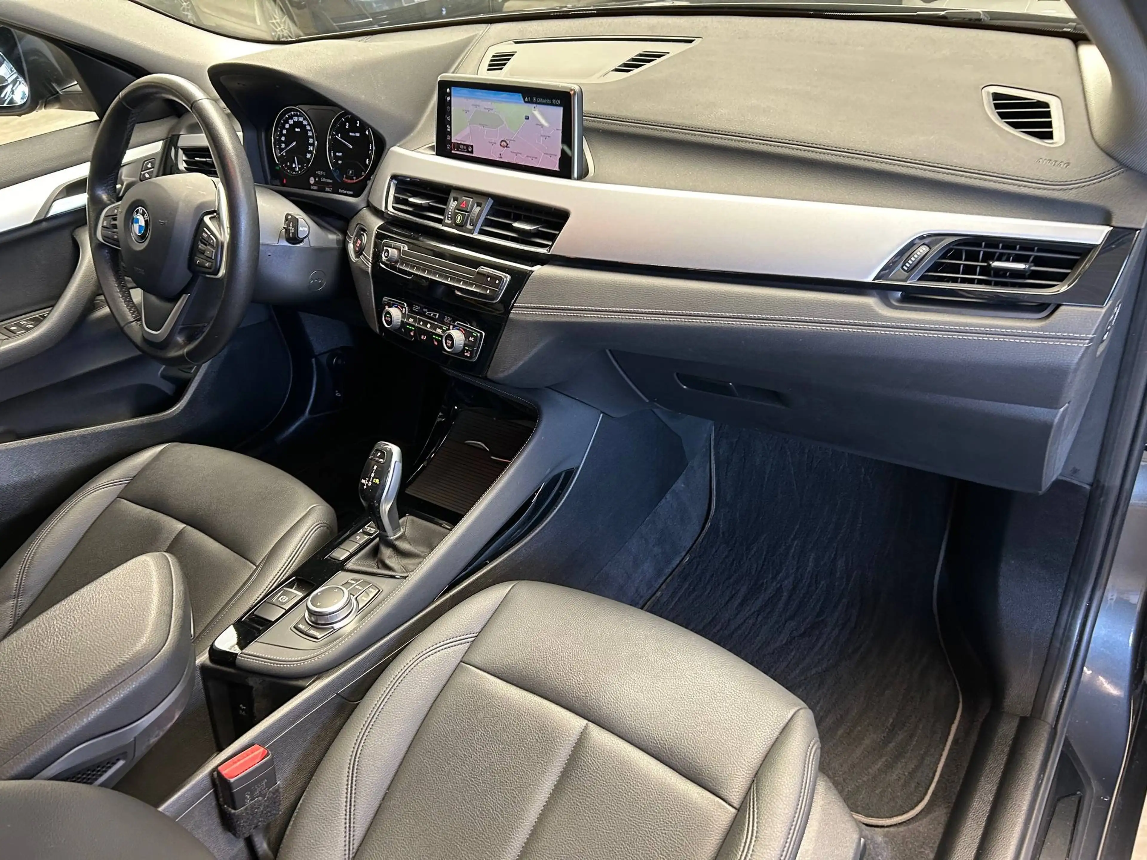 BMW X2 sDrive16dA Alu17"/Leder/Led/Gps/Cruise/Pdc/Bt *1j garantie* — photo 10