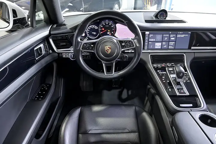Porsche Panamera 2017, foto 41