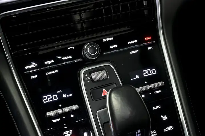 Porsche Panamera 2017, foto 37