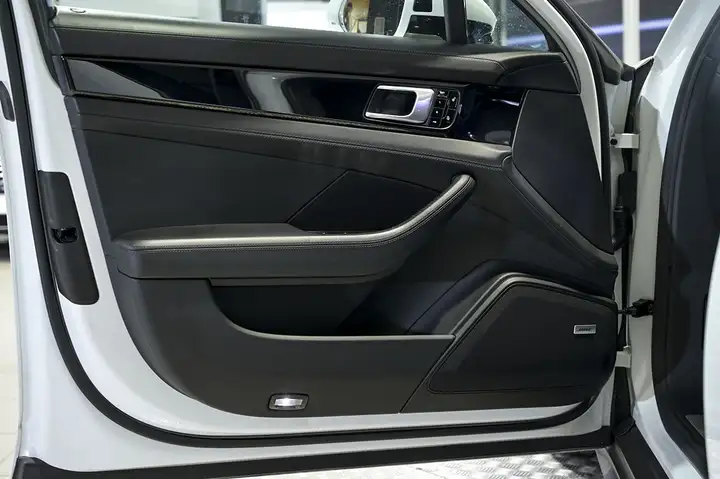 Porsche Panamera 2017, foto 46
