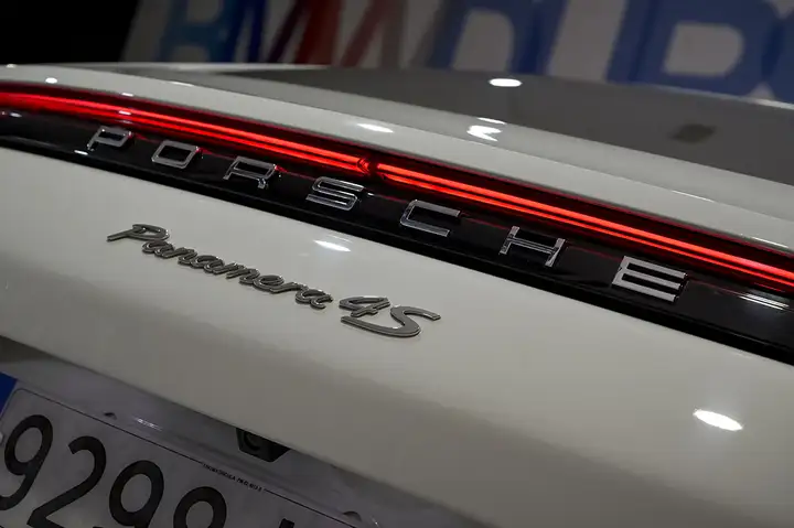 Porsche Panamera 2017, foto 22