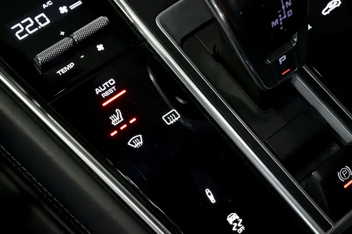 Porsche Panamera 2017, foto 38