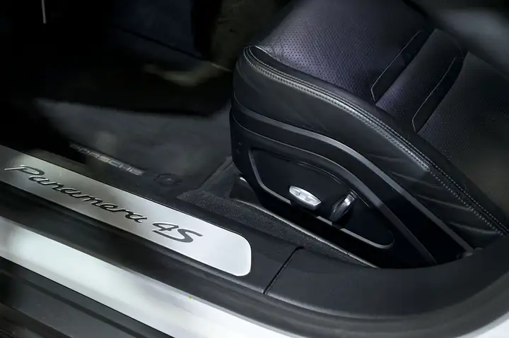 Porsche Panamera 2017, foto 47