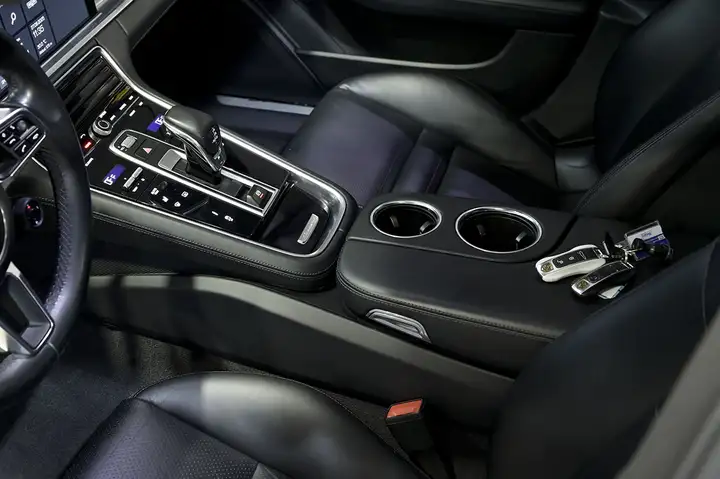 Porsche Panamera 2017, foto 36
