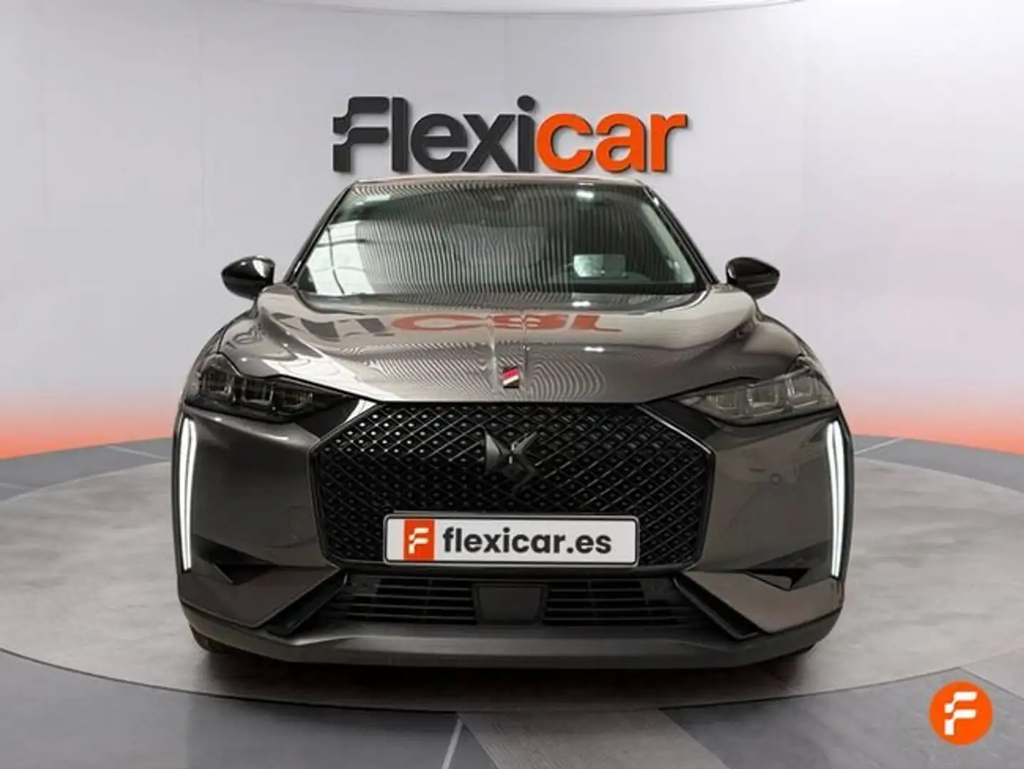 DS Automobiles DS 3 PureTech 96kW Performance Line Auto. Gris - 2