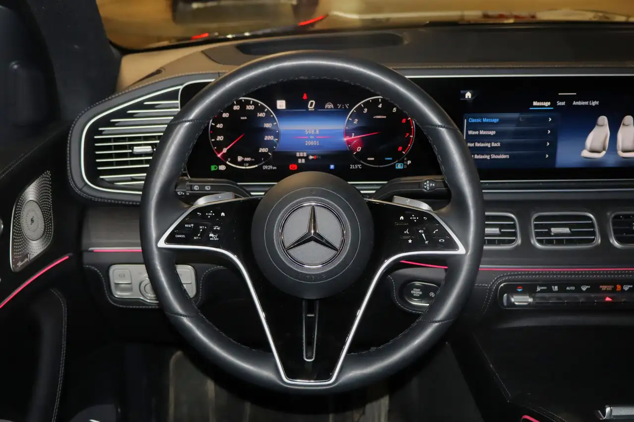 Mercedes-Benz GLS снимка Mercedes-Benz GLS