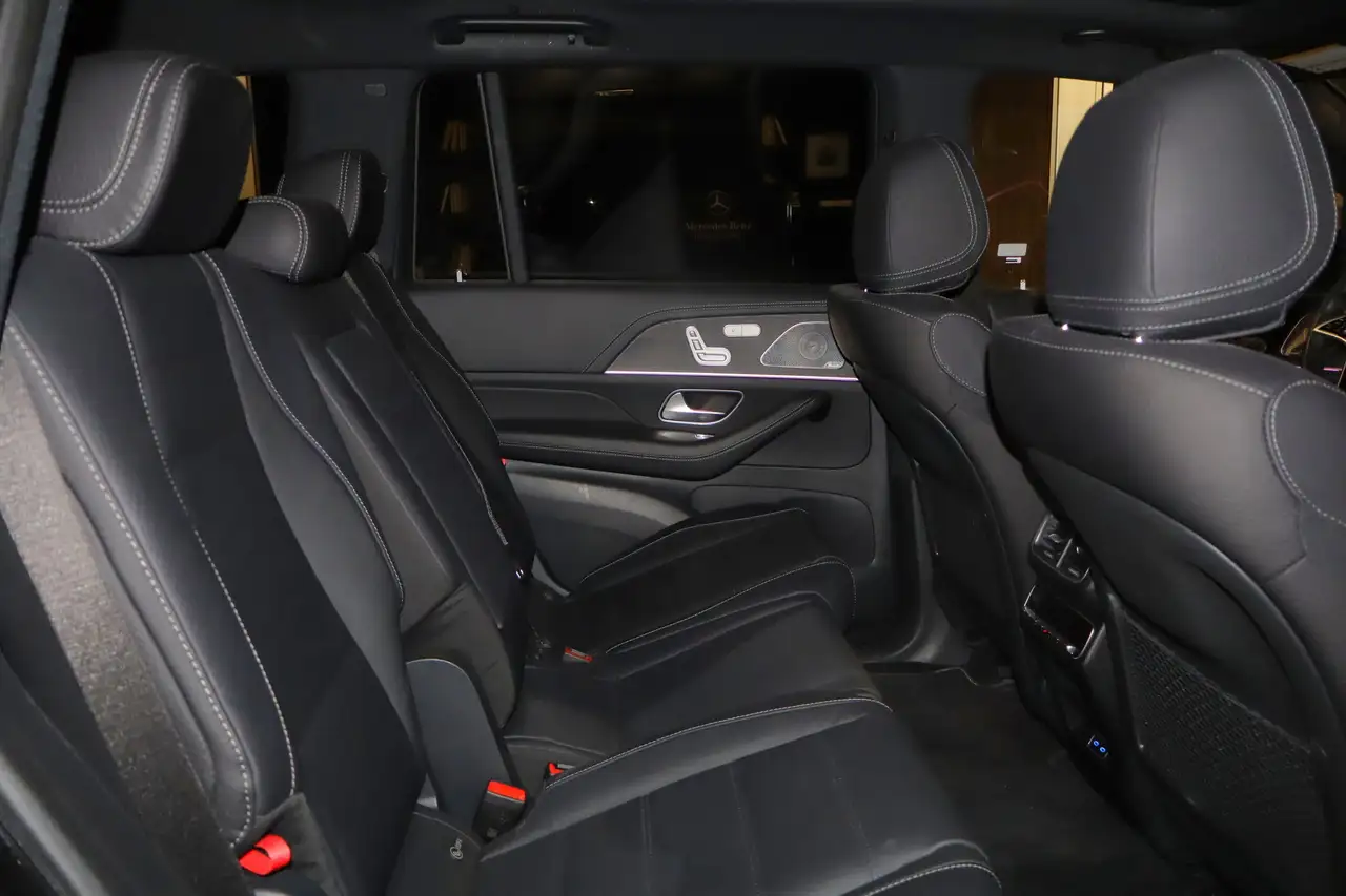 Mercedes-Benz GLS снимка Mercedes-Benz GLS