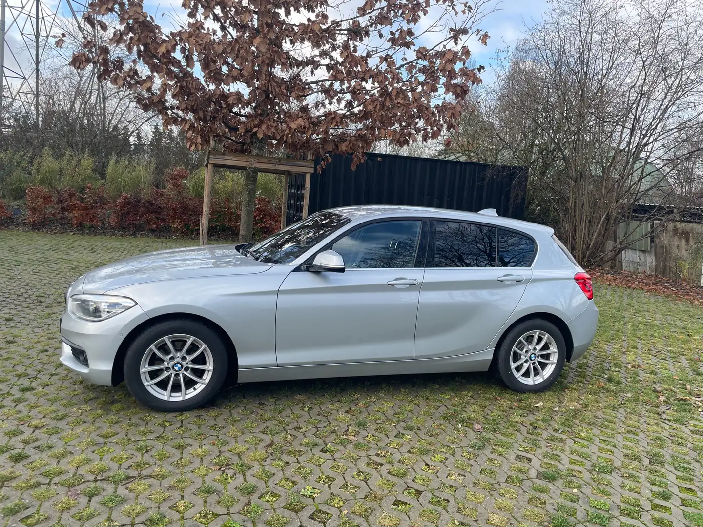 BMW 116 d Zilver - 1