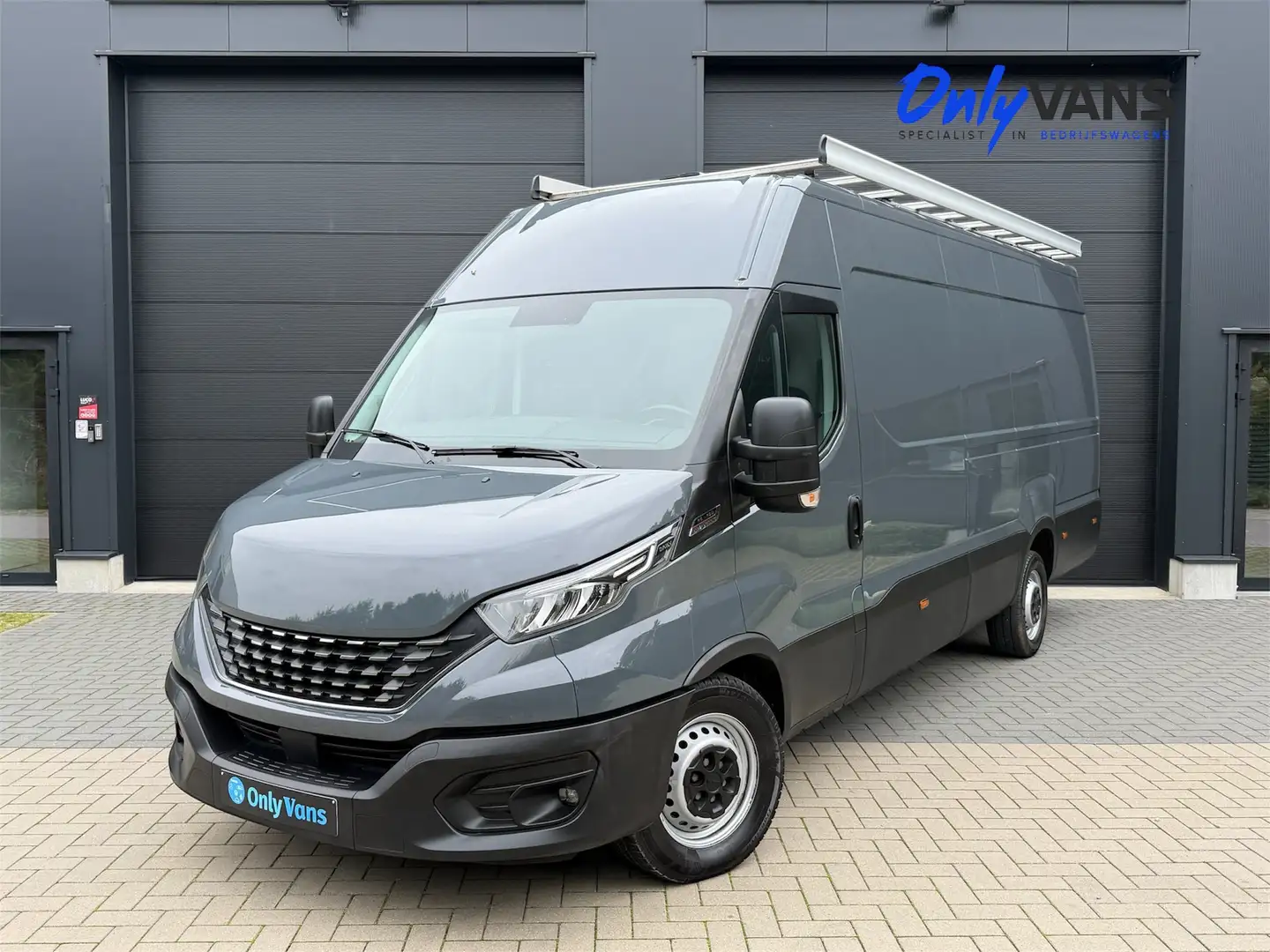 Iveco Daily 3.0D Aut. / L4 / Trekh 3.5 T/ € 24.785 Ex. BTW Gris - 1