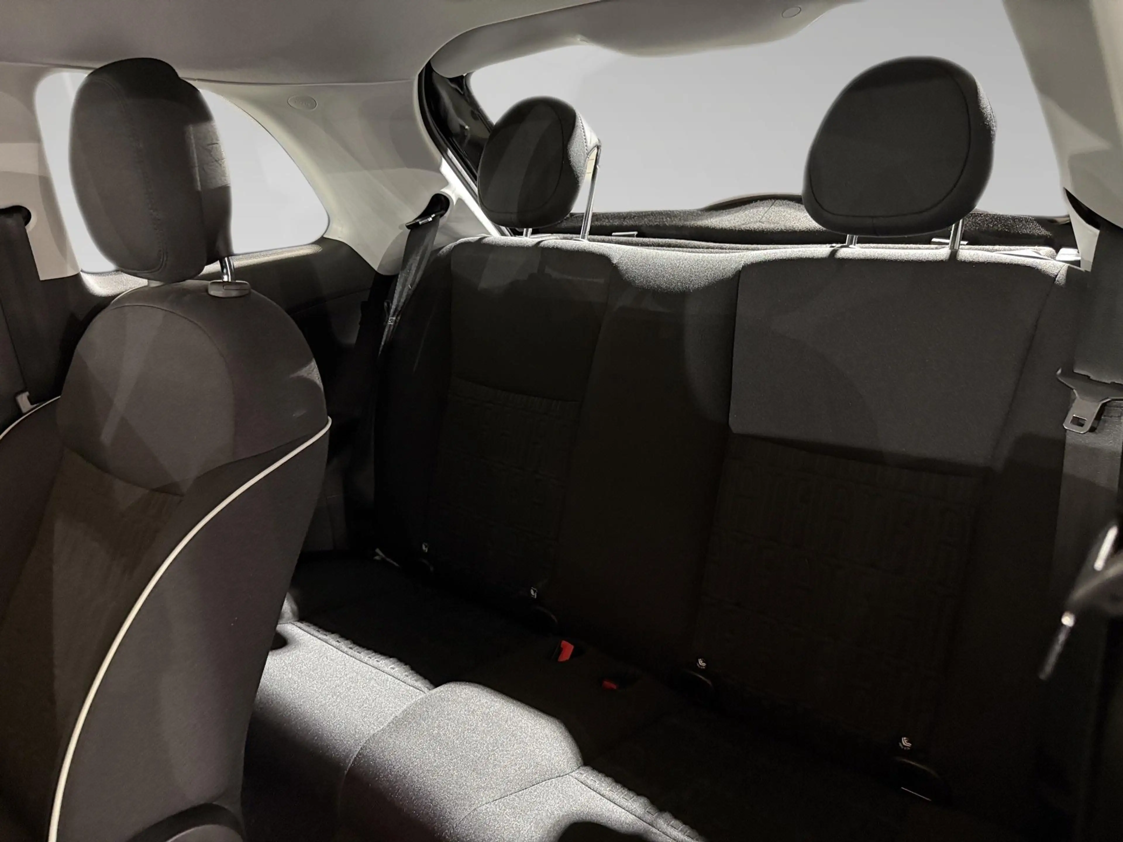 Fiat 500e 500e 24 kWh LIMO — photo 11